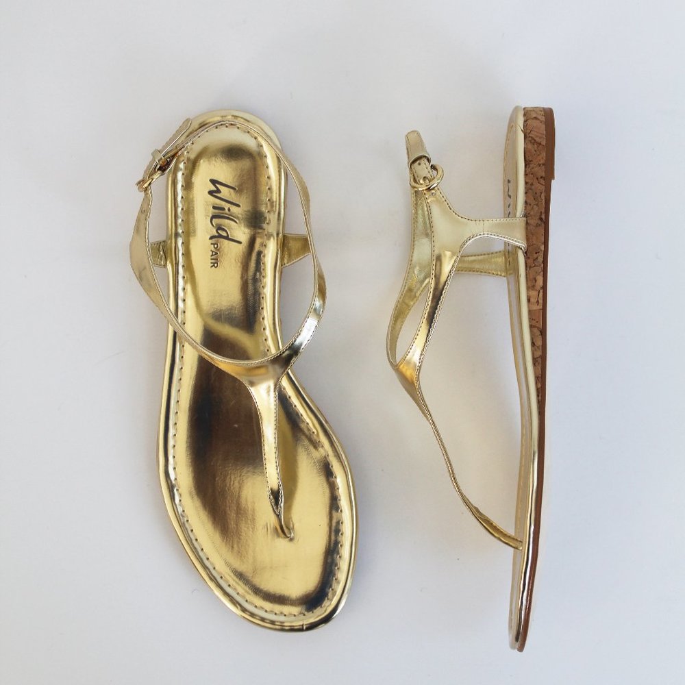 Gold sandels 7 as new.